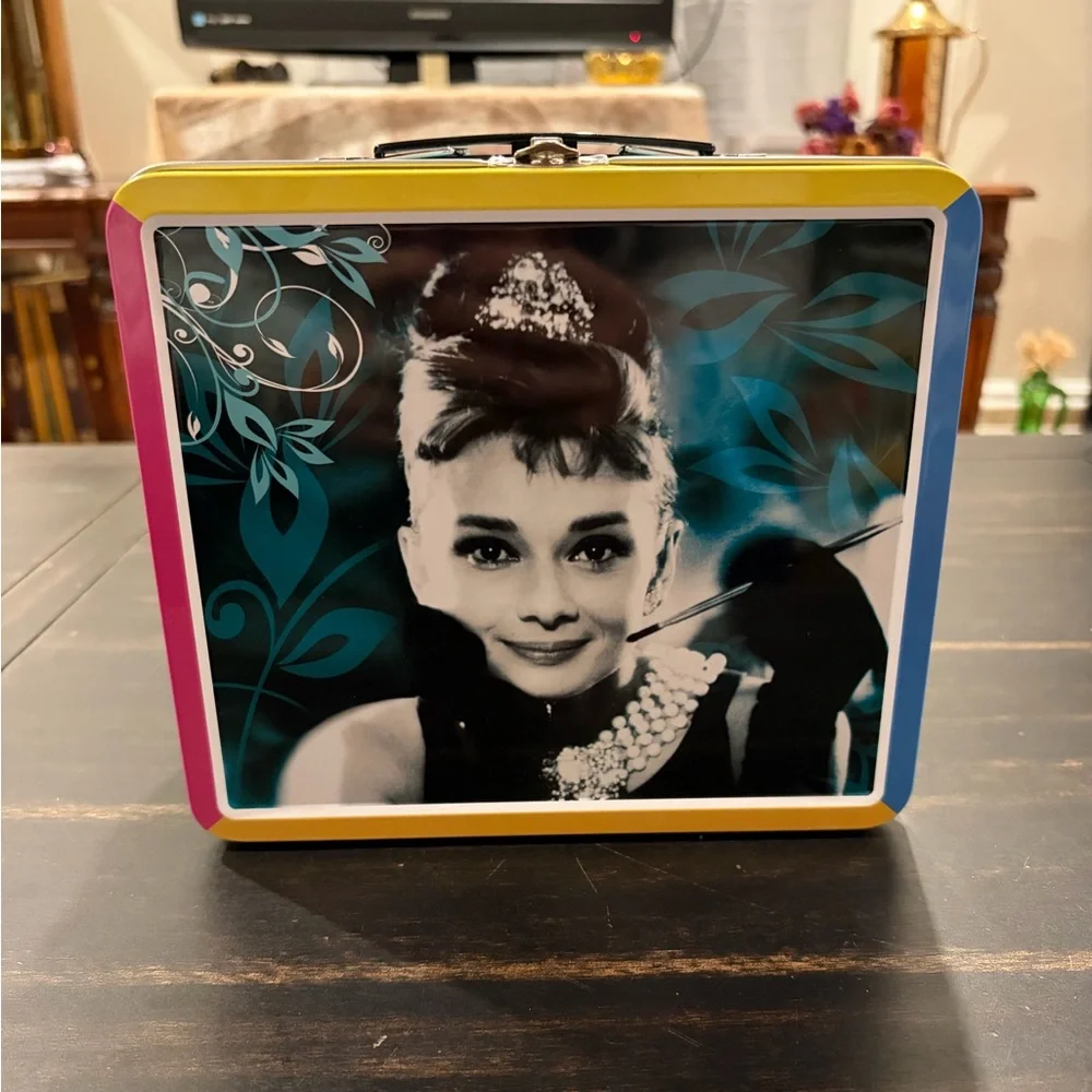 Breakfast at Tiffany's Metal Lunchbox